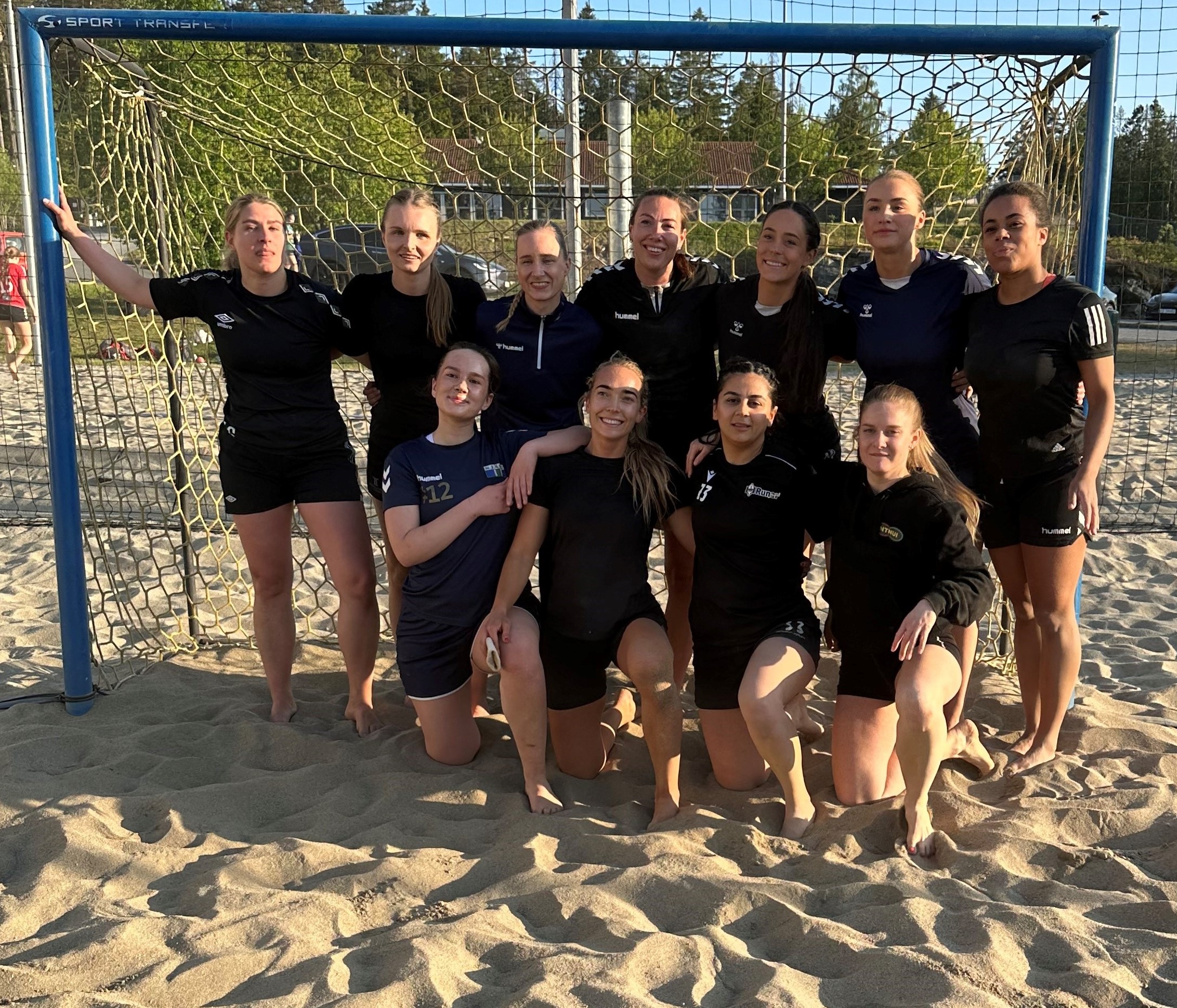 Gøys damer Regionsmestre i beachhåndball